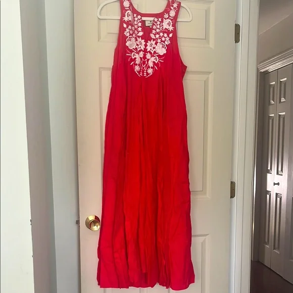 Tuckernuck | Dresses | Tuckernuck Red Dress With White Floral Details | Poshmark Tuckernuck | Dresses | Tuckernuck Red Dress With White Floral Details | Poshmark